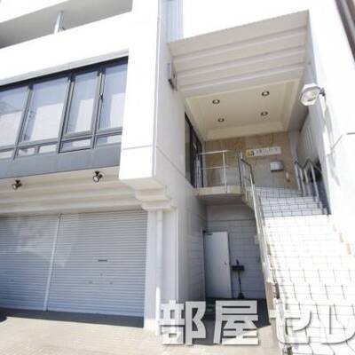 1、2階店舗。