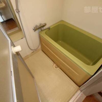 バス・トイレ別です