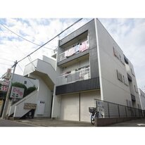 足立マンション