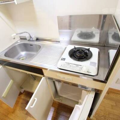 ※他の部屋の写真を流用しています。