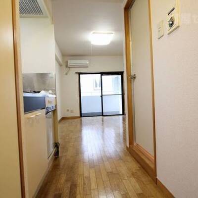 ※他の部屋の写真を流用しています。