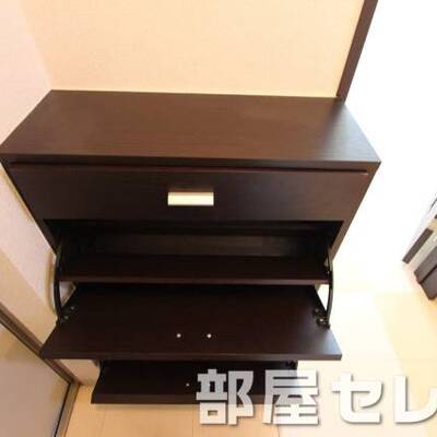 玄関すっきりシューズボックスです。イメージ写真