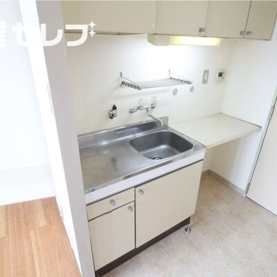※203号室内装写真参照