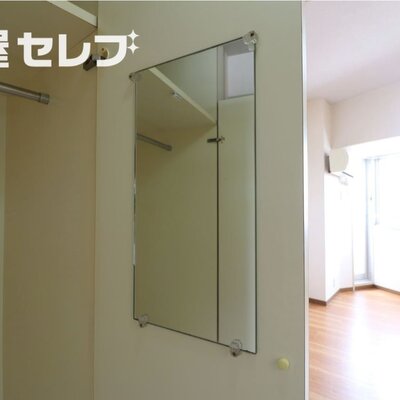 ※203号室内装写真参照