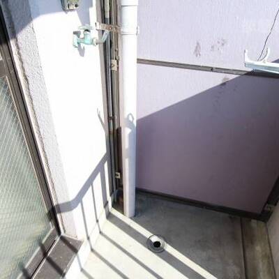 写真は401号室です