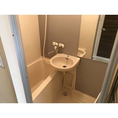 清潔感のあるトイレです。