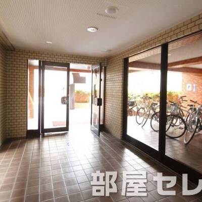エントランス。