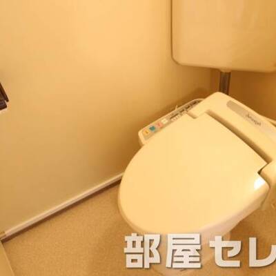 ウオシュレットついてます。