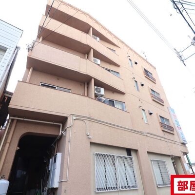 重厚感のある外観です。