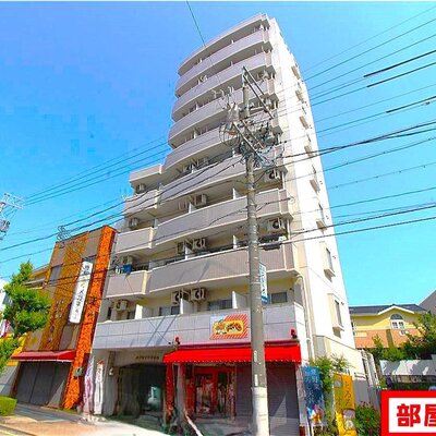 カッコイイ外観ですよね。