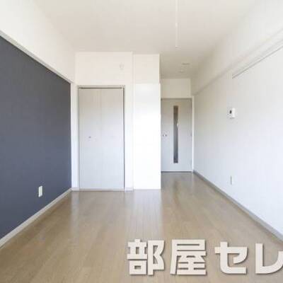 違う角度からの寝室。